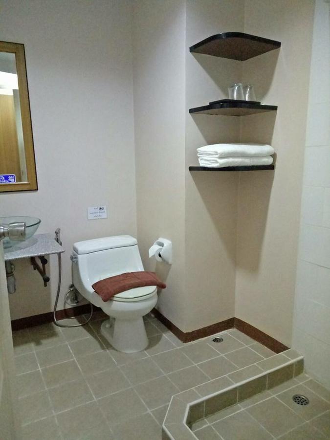 Thai Inter Korat Hotel Nakhonratchasima Zewnętrze zdjęcie
